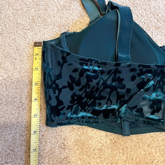 Dynamite Velvet Wired Bralette - Picture 8 of 13